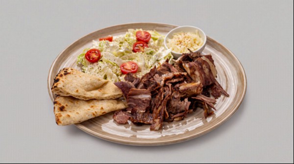 Restauracja Kinowa Craft Food and Pub Krasnik - SALATKA CESARSKA Z WOLOWINA